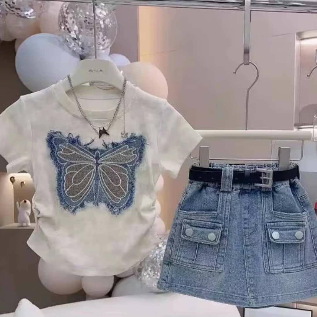 Robe orange à volants