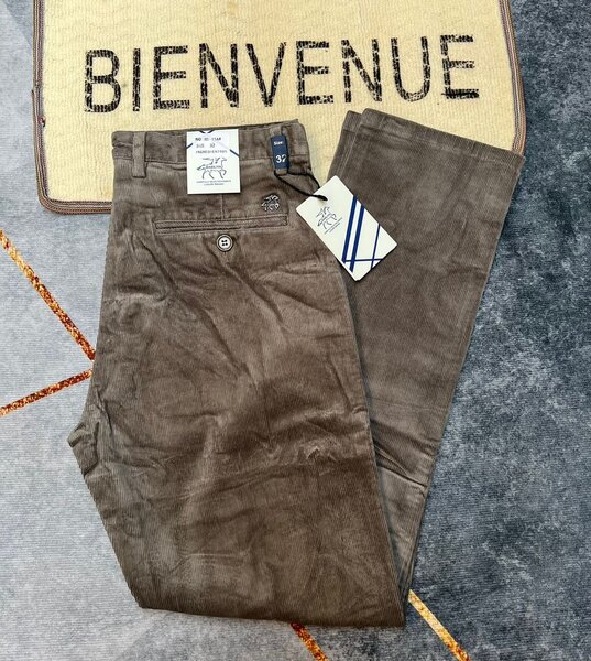 Pantalons en velours élégants