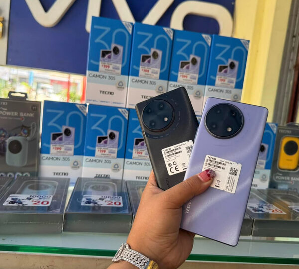 Tecno Camon 30S Smartphone
