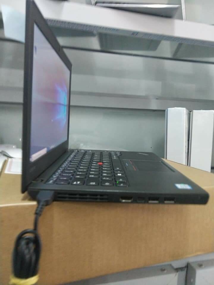 Lenovo ThinkPad X260 Core i5 6th 8Go RAM 512Go SSD