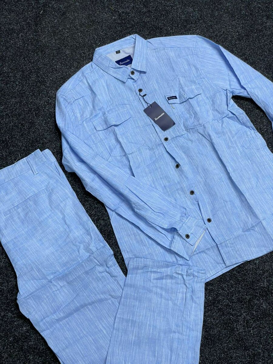 Ensemble chemise et pantalon homme