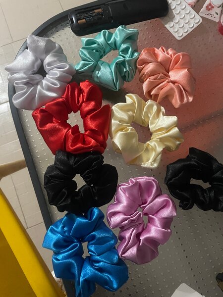 Lot de chouchous en satin