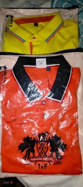 Polos colorés pour homme