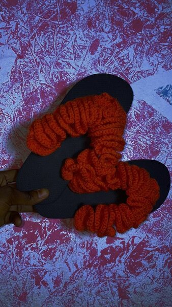 Tongs en crochet colorées