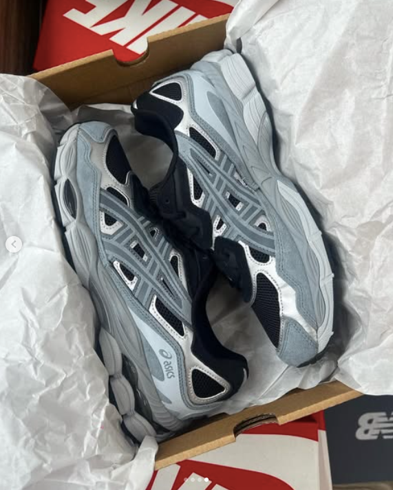 Кроссовки ASICS Gel NYC голубой,черный