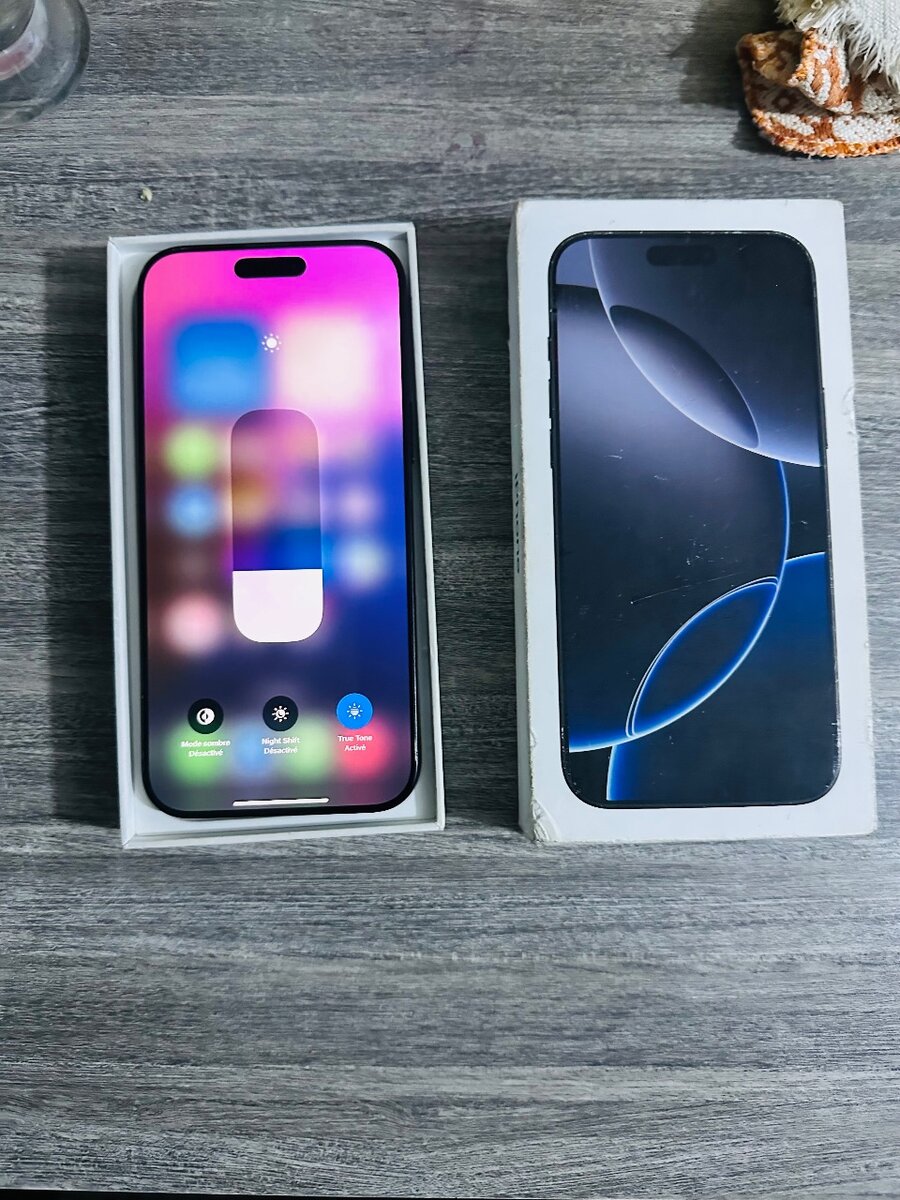 iPhone 16 pro Max 256gv