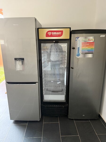 Réfrigérateur moderne 2 portes