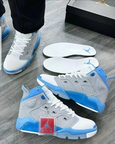 Nike Air Jordan 6 Retro