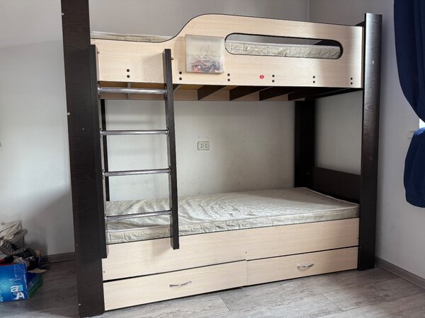 Двухъярусная кровать, 18.000
