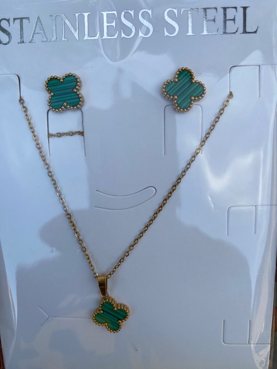 Vanclet set necklace