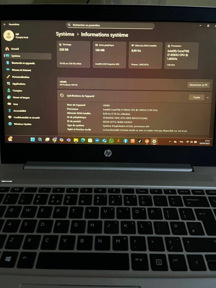 Pro Book Core i7  8 giga de Ra