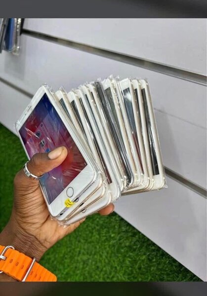 iPhone 6plus 64GB FULLY FUNCTIONING