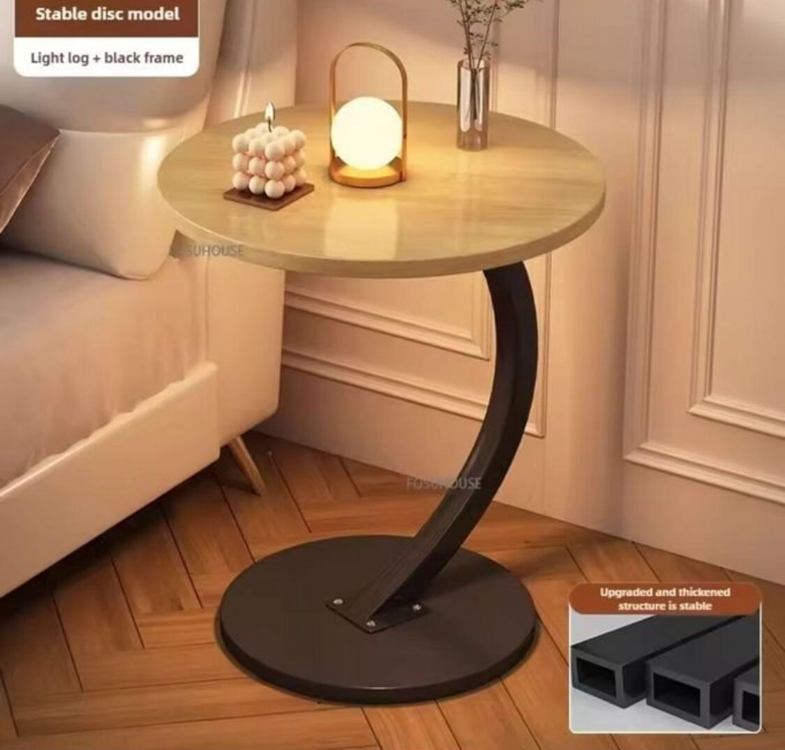 Table d'appoint moderne élégante