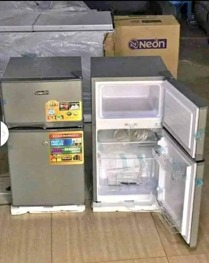 Réfrigérateur compact Neon