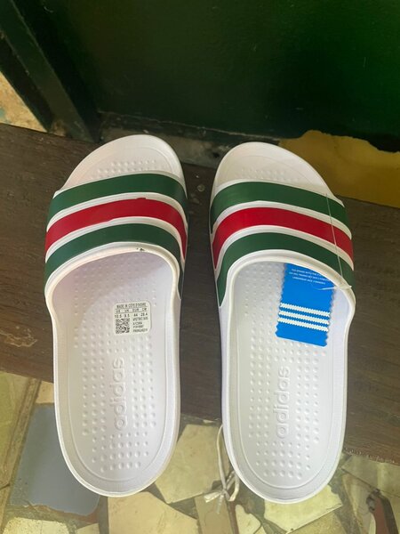 Tongs Adidas Confortables