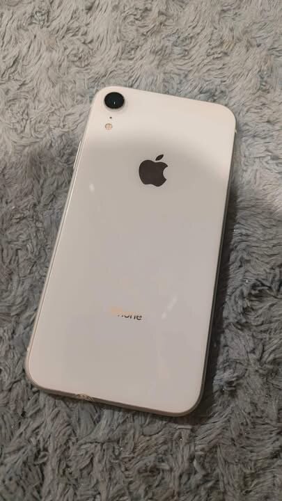 iPhone XR