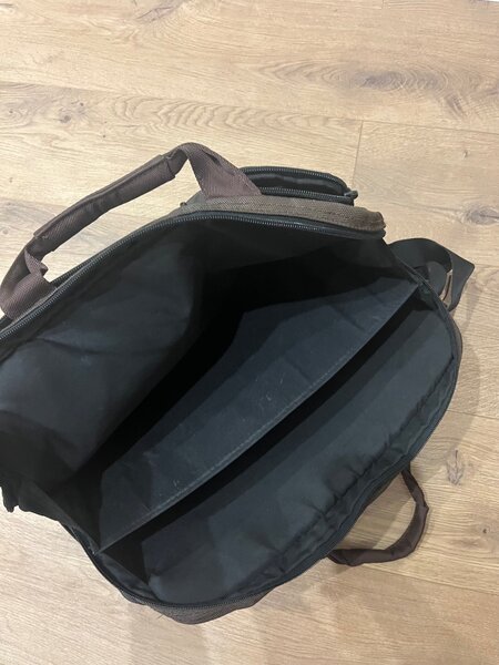 Рюкзак-сумка Tucano Largo Profilo