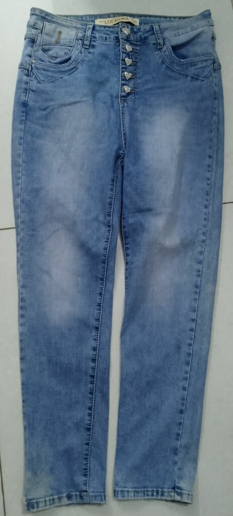 Jeans bleu style délavé