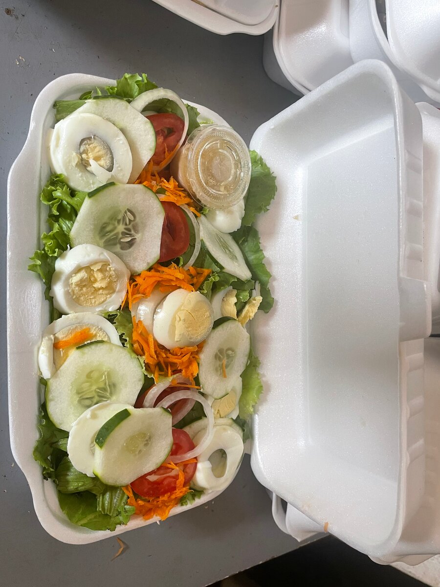 Salade nature +œuf+pain + mayo