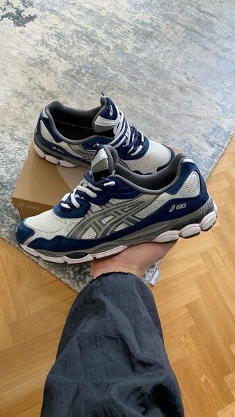 Baskets Asics  original