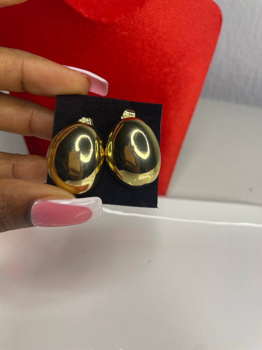 Boucles d'oreilles élégantes dorées