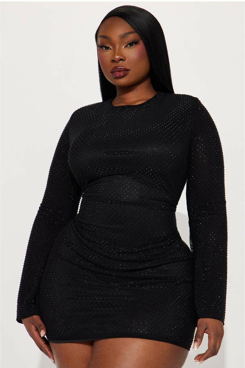 Robe noire éblouissante