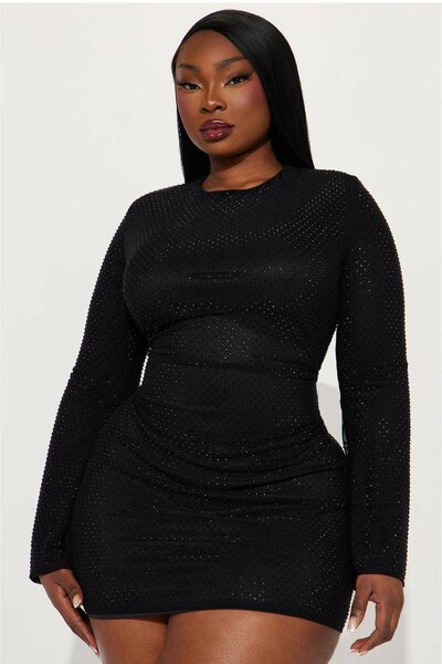 Robe noire éblouissante