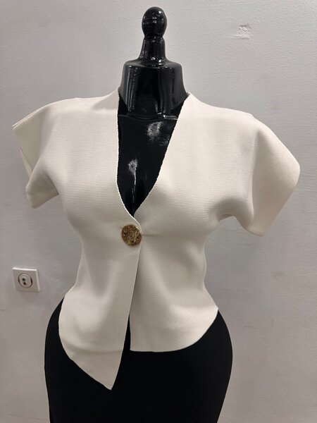 Veste blanche élégante femme