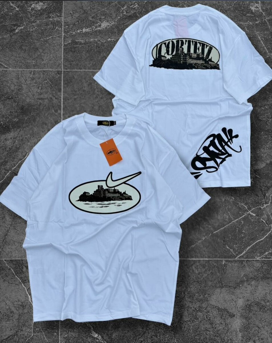 T-shirt streetwear