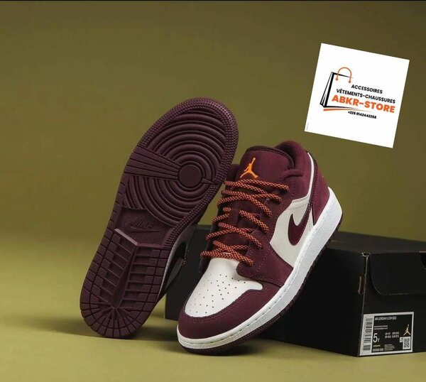 AIR JORDAN 1 LOW