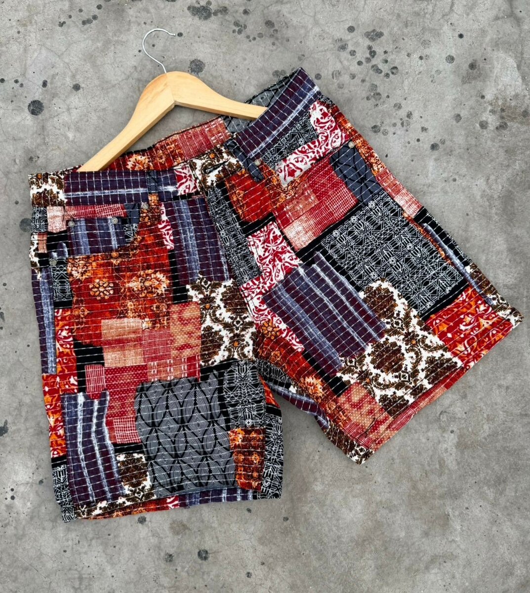 Shorts patchwork coloré