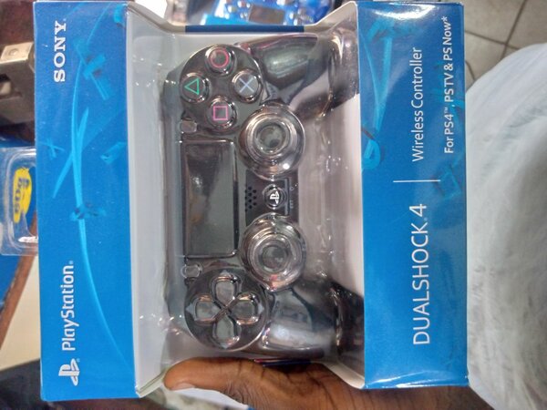 Manette Sony DualShock 4 PS4