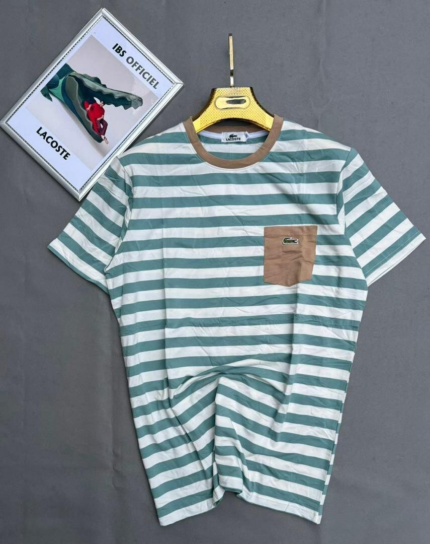 T-shirt rayé avec poche