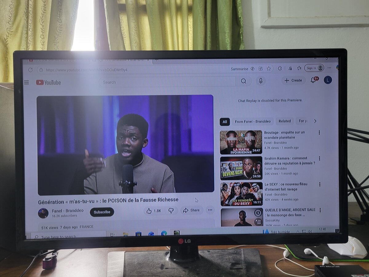 Moniteur LG 32 pouces Full HD