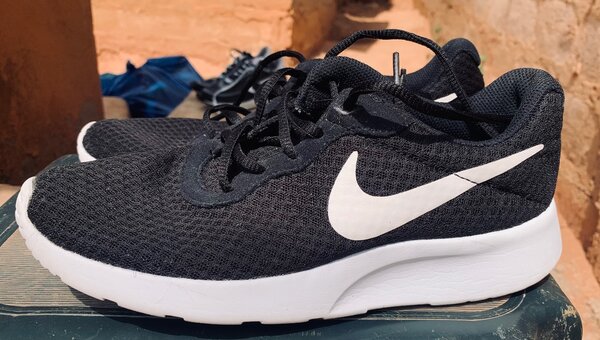 Nike shoe second hand size 40