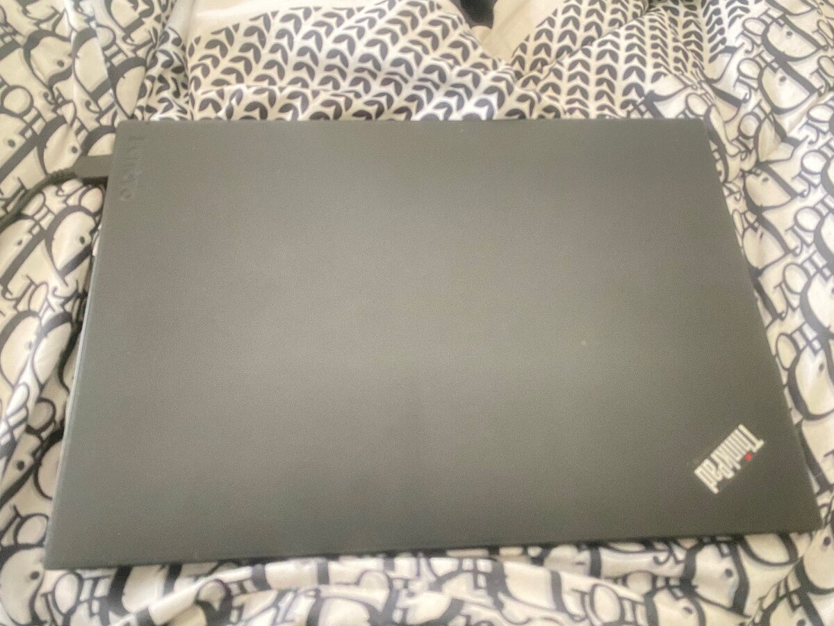 Lenovo t470 core i7 8gb256ssd