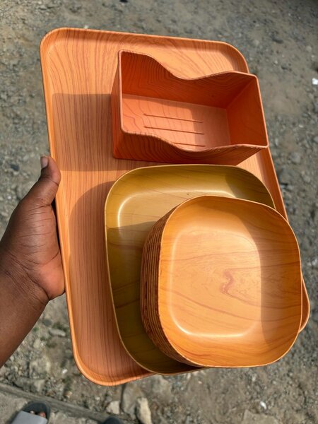 Ensemble d'assiettes en bois écologiques