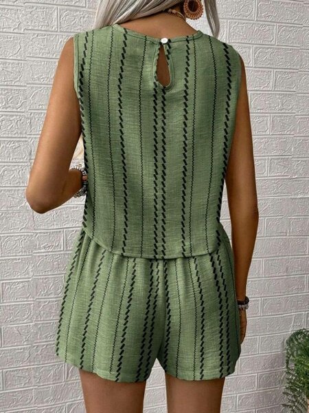 Combi-short vert à rayures chic