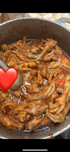 Pattes de Poulet Épicées