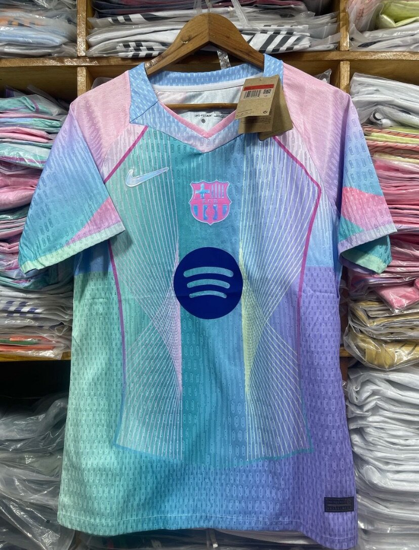 NEW MAILLOT DE BARÇA
