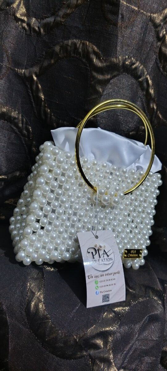 Sac à main perlé élégant