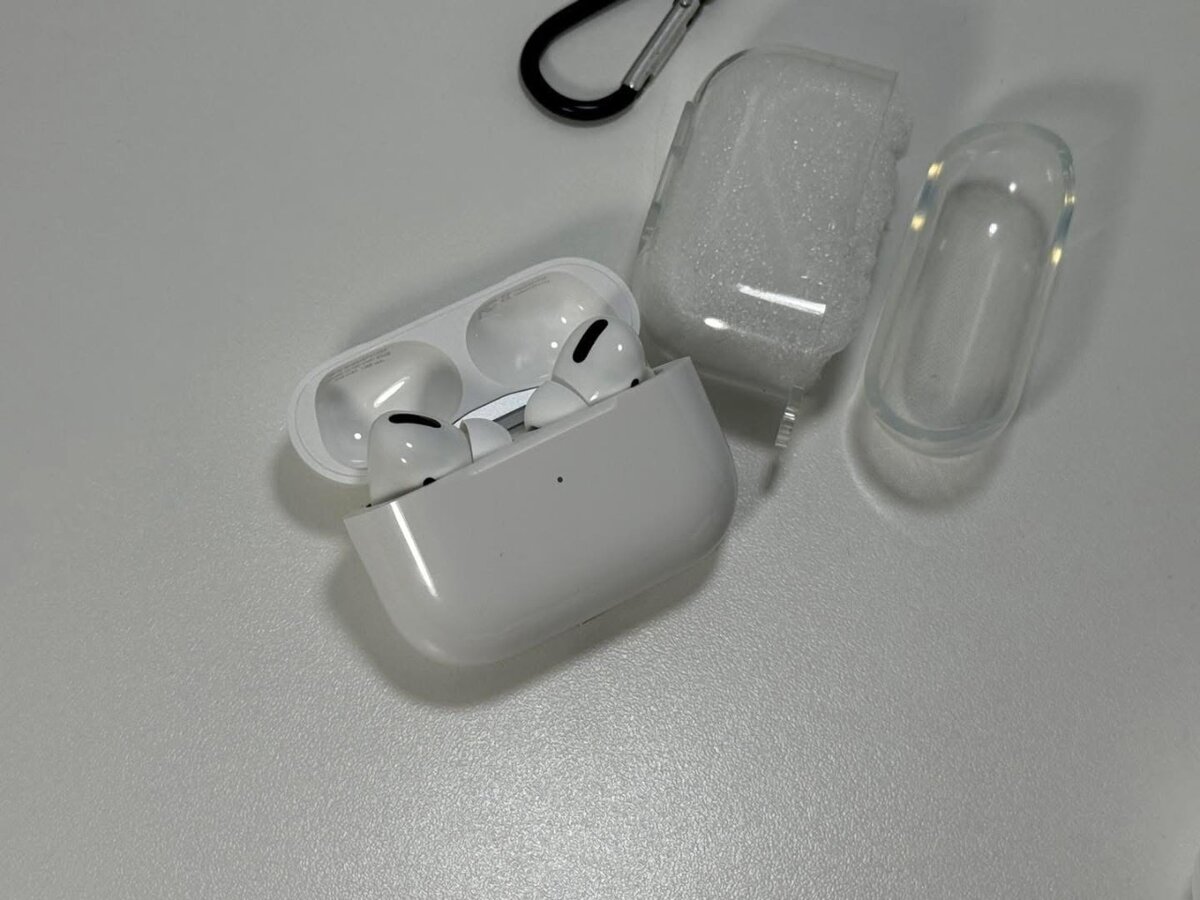 AirPods Pro (1st gen)
