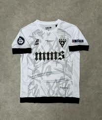 Maillot de football tendance