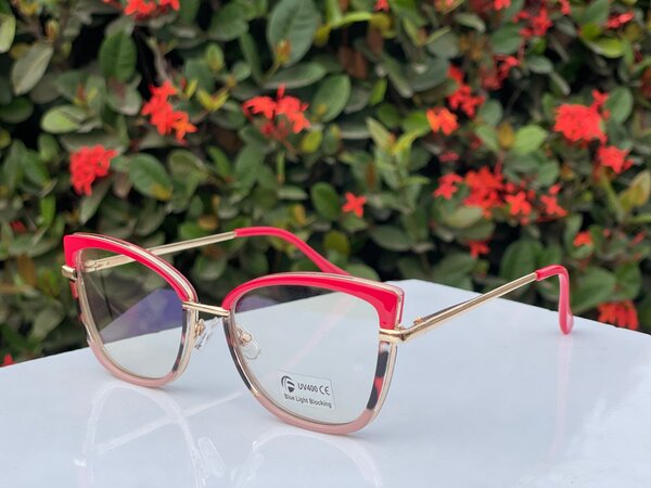 Optical Frames & Fashion Glasses
