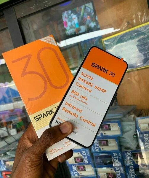 Tecno Spark 30 - Smartphone