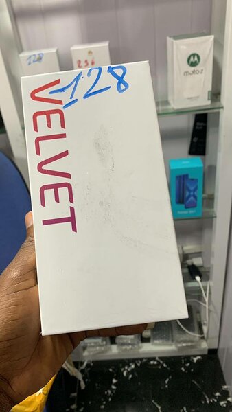 LG VELVET