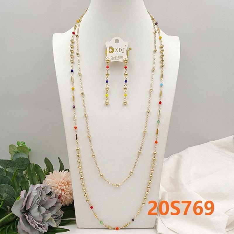 Collier long élégant XDJ