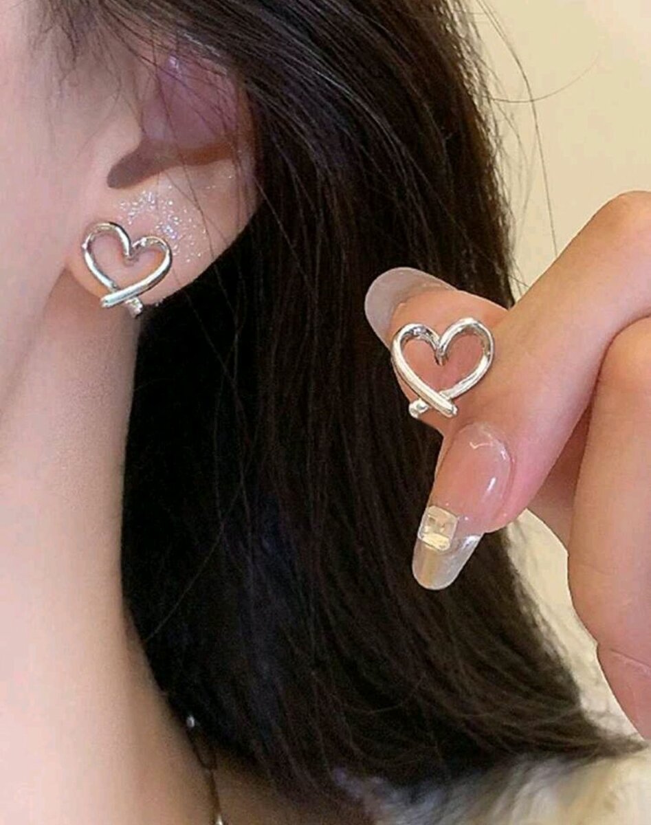 Boucle d'oreille en forme de cœur
