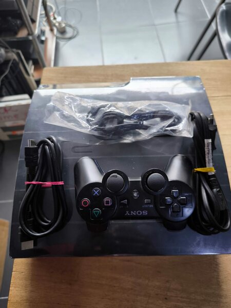 Console Sony PS3 avec manette