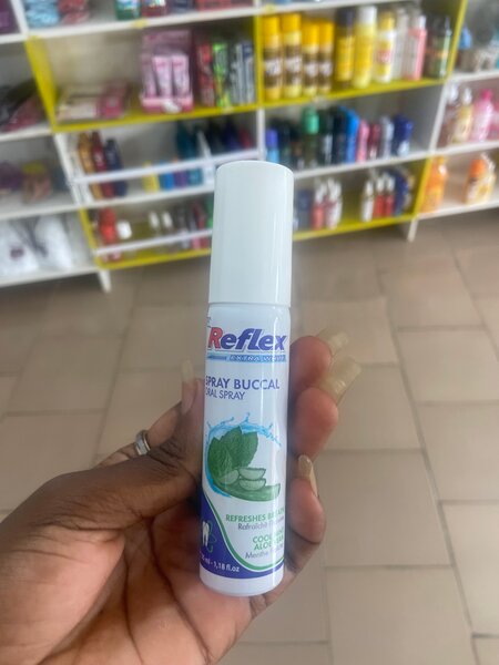 Spray buccal à la menthe